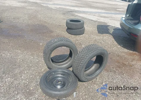 2015 Subaru Forester 2.5I z USA, uszkodzony, nr VIN JF2SJABC2FH595707